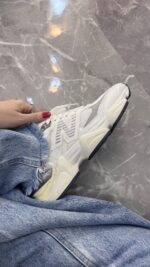 Tênis NB 9060 Branco e Cinza em Couro - Imagem 3