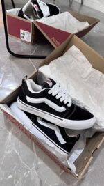 Tênis Knu Skool Preto e Branco Unissex - Imagem 6