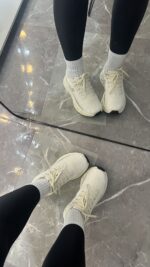 Tênis On Cloud Max Offwhite e Cinza. - Imagem 3