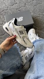 Tênis NB 530 Branco/Azul marinho Sintético - Imagem 4