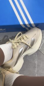 Tênis Adizero Champagne - Imagem 4