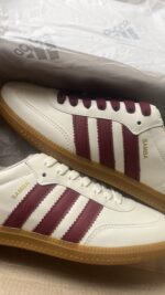 Tênis Samba Offwhite/Vinho Sintético - Imagem 2
