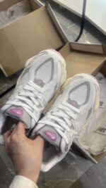 Tênis NB 9060 Branco/Cinza/Rosa BB Sintético - Imagem 4